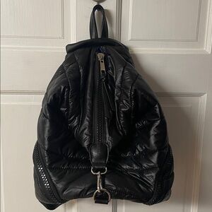 Sondra Roberts Squared Puffer Unisex Travel Athletic Backpack Purse